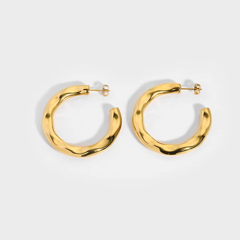 Wavy Hoops